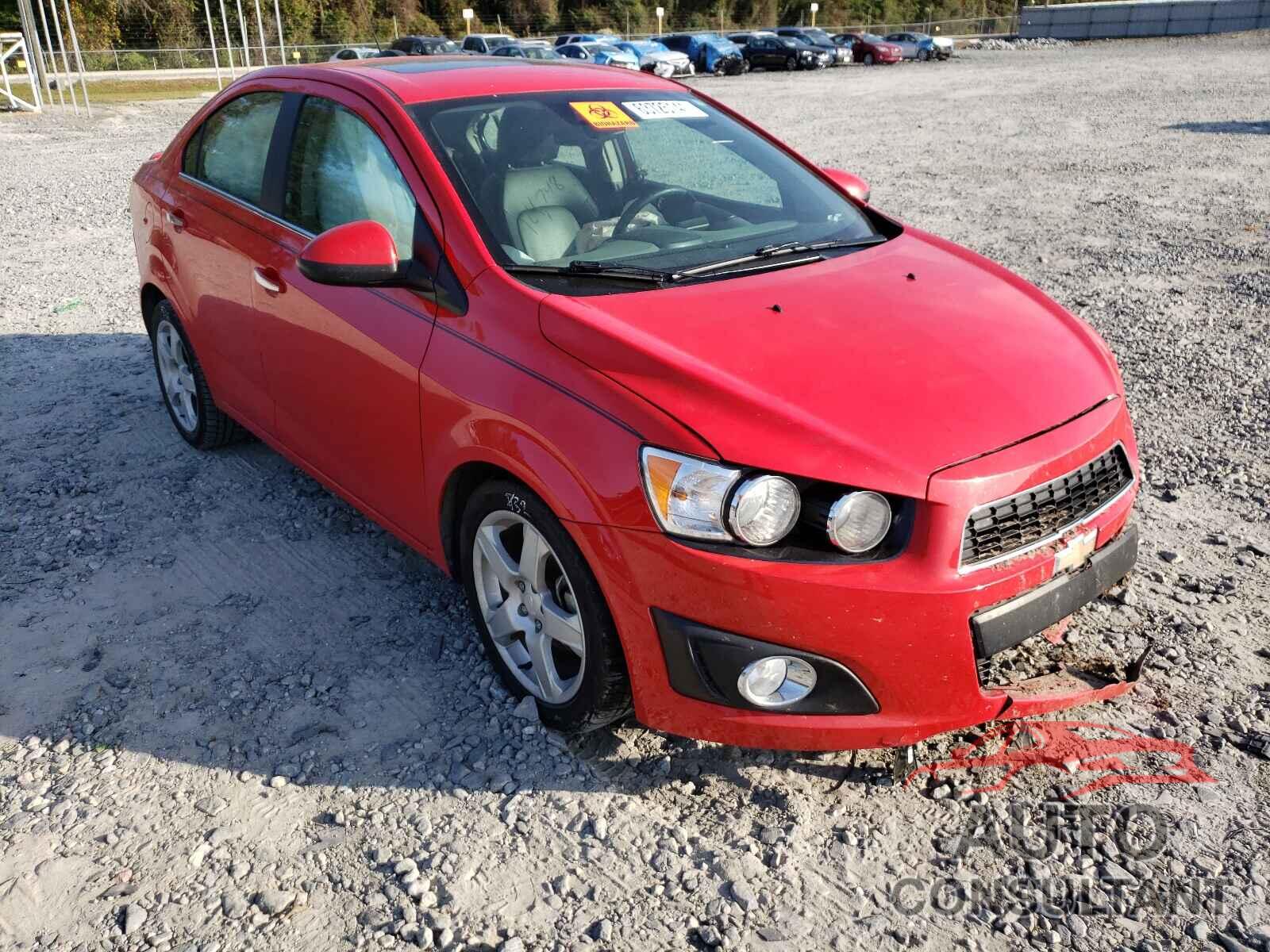 CHEVROLET SONIC 2016 - 1G1JE5SB5G4170125