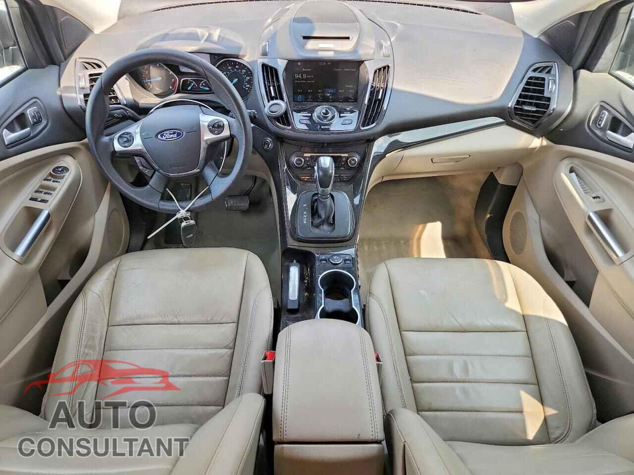 FORD ESCAPE 2016 - 1FMCU9J92GUA06562