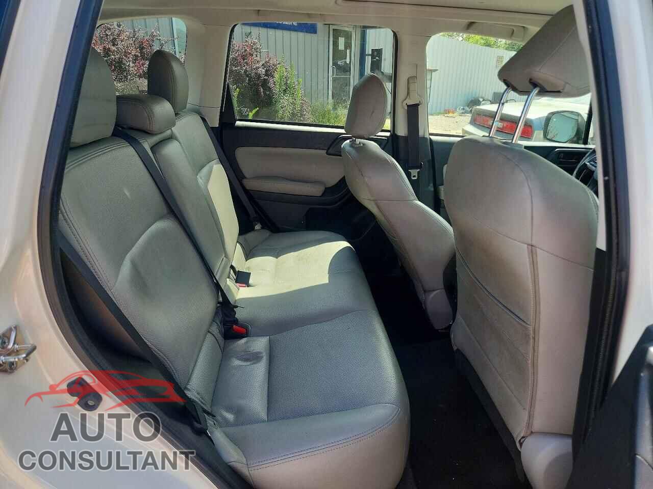 SUBARU FORESTER 2016 - JF2SJAFC4GH555317