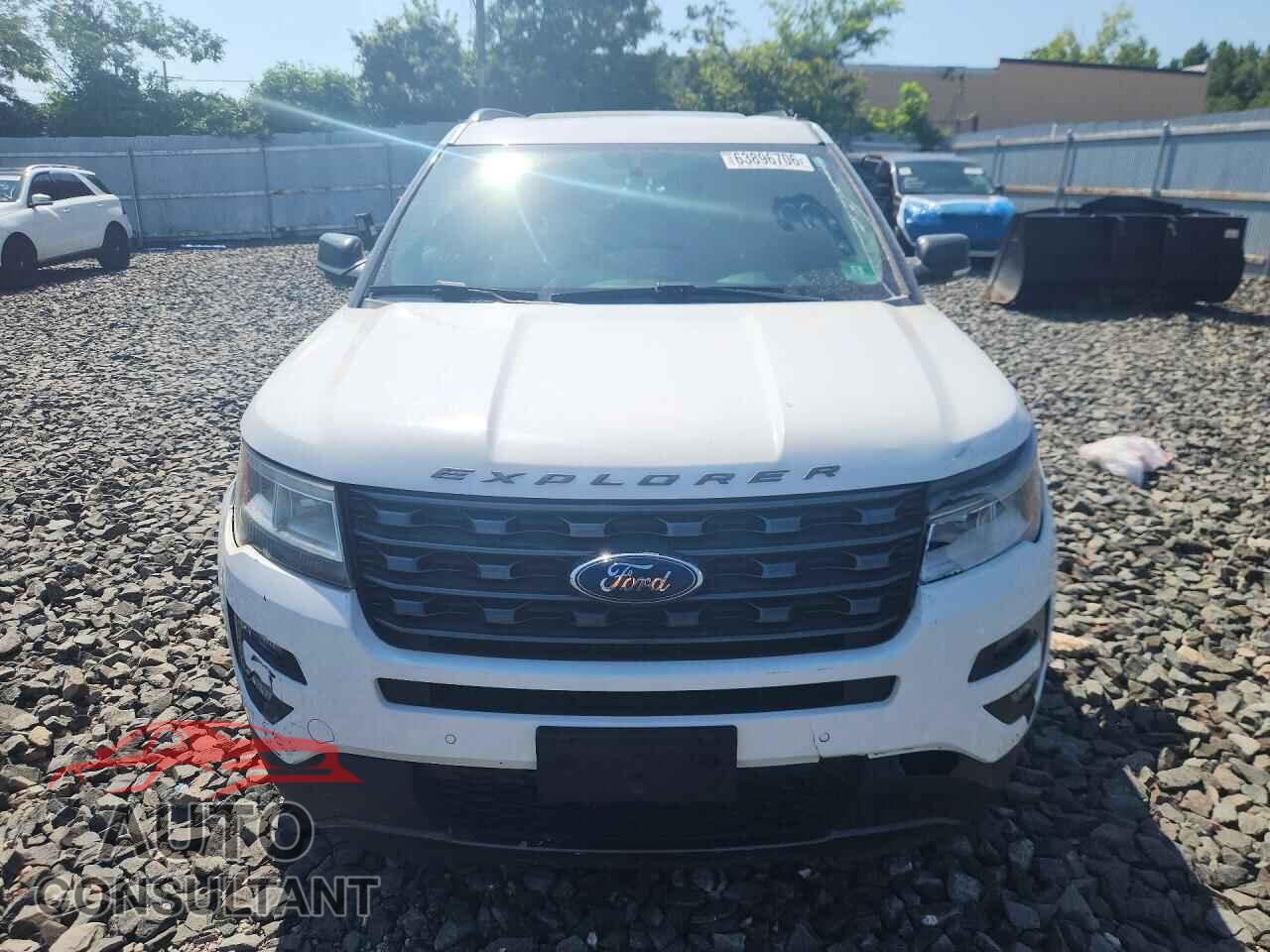 FORD EXPLORER 2017 - 1FM5K8D81HGD94590