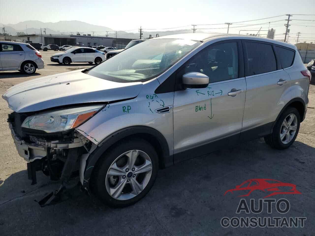 FORD ESCAPE 2016 - 1FMCU0GXXGUB99349