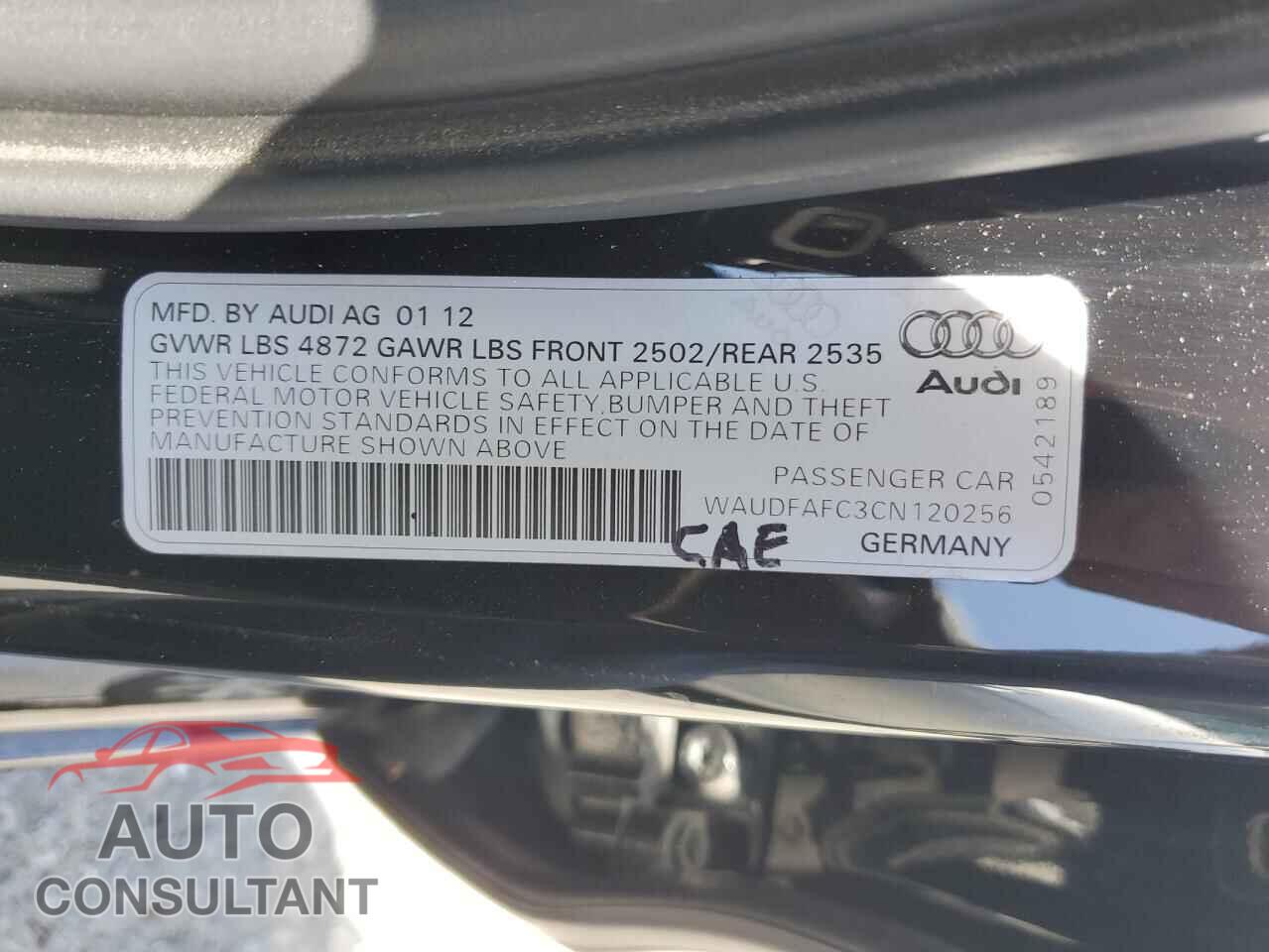 AUDI A6 2012 - WAUDFAFC3CN120256