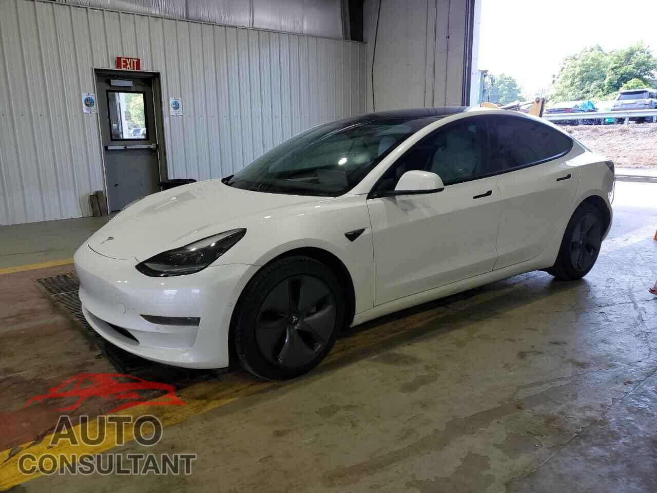TESLA MODEL 3 2021 - 5YJ3E1EA2MF987584