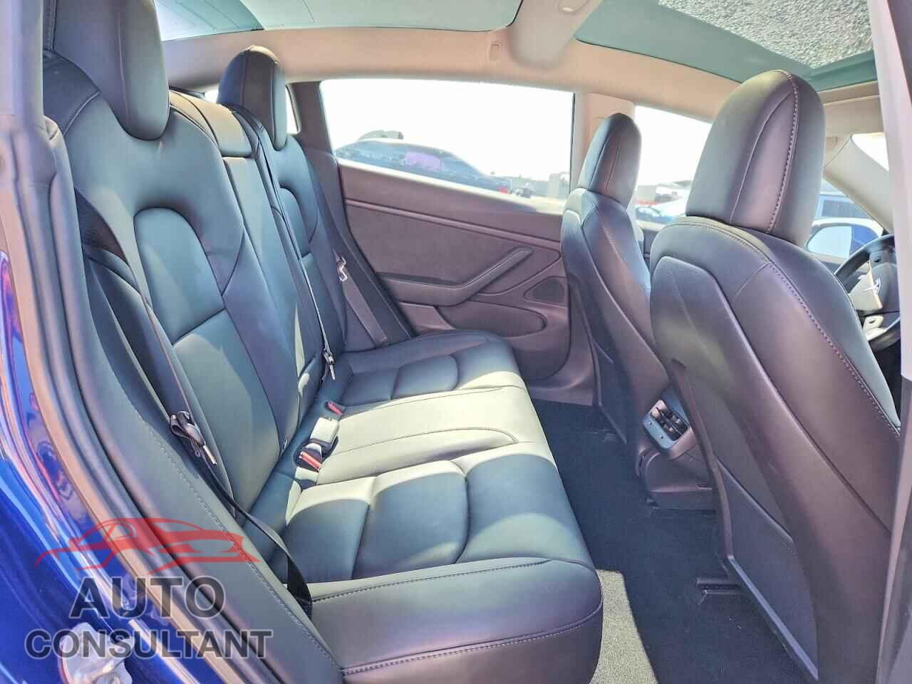 TESLA MODEL 3 2019 - 5YJ3E1EA2KF309186