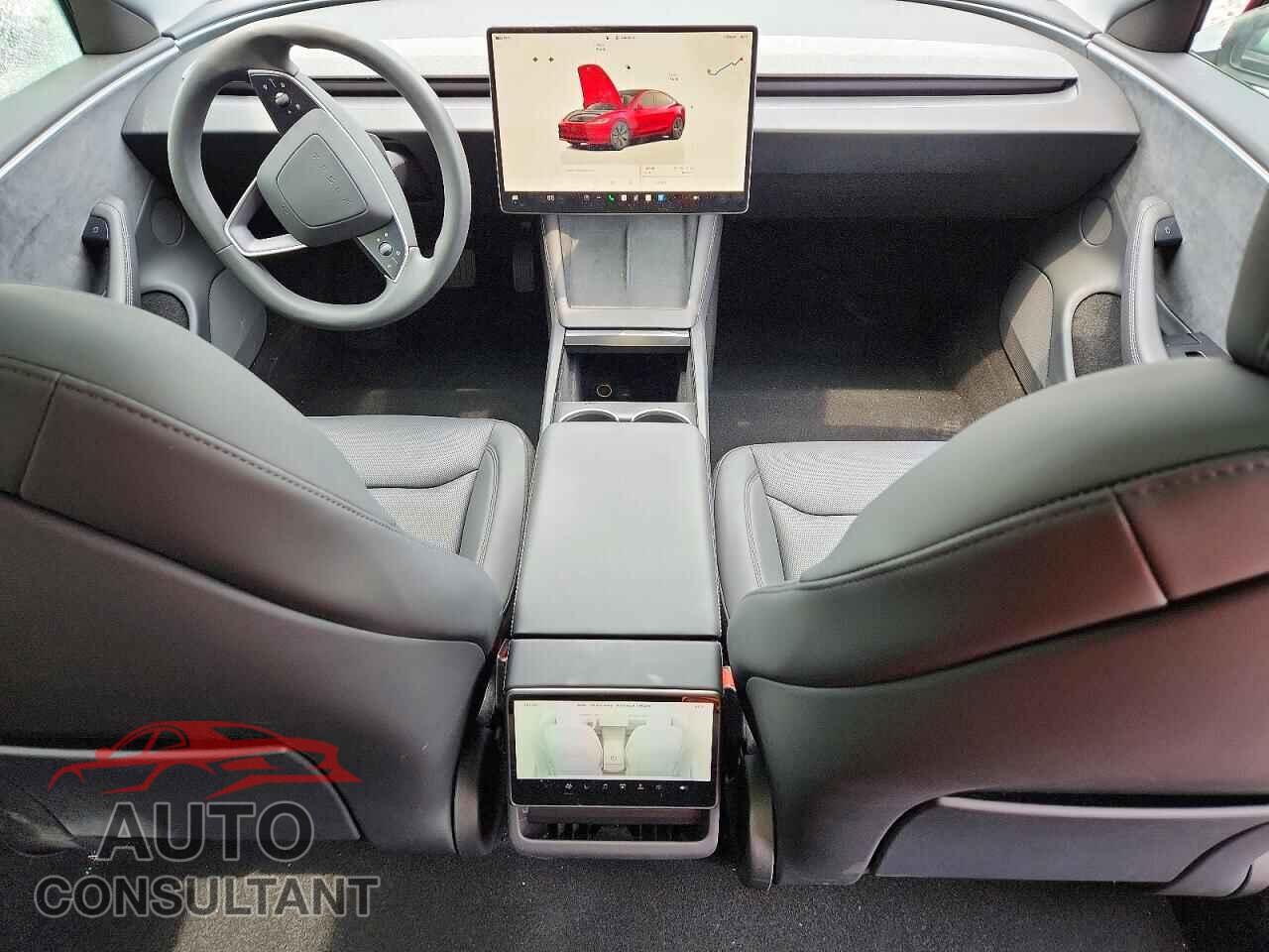 TESLA MODEL 3 2025 - 5YJ3E1EB9SF916615