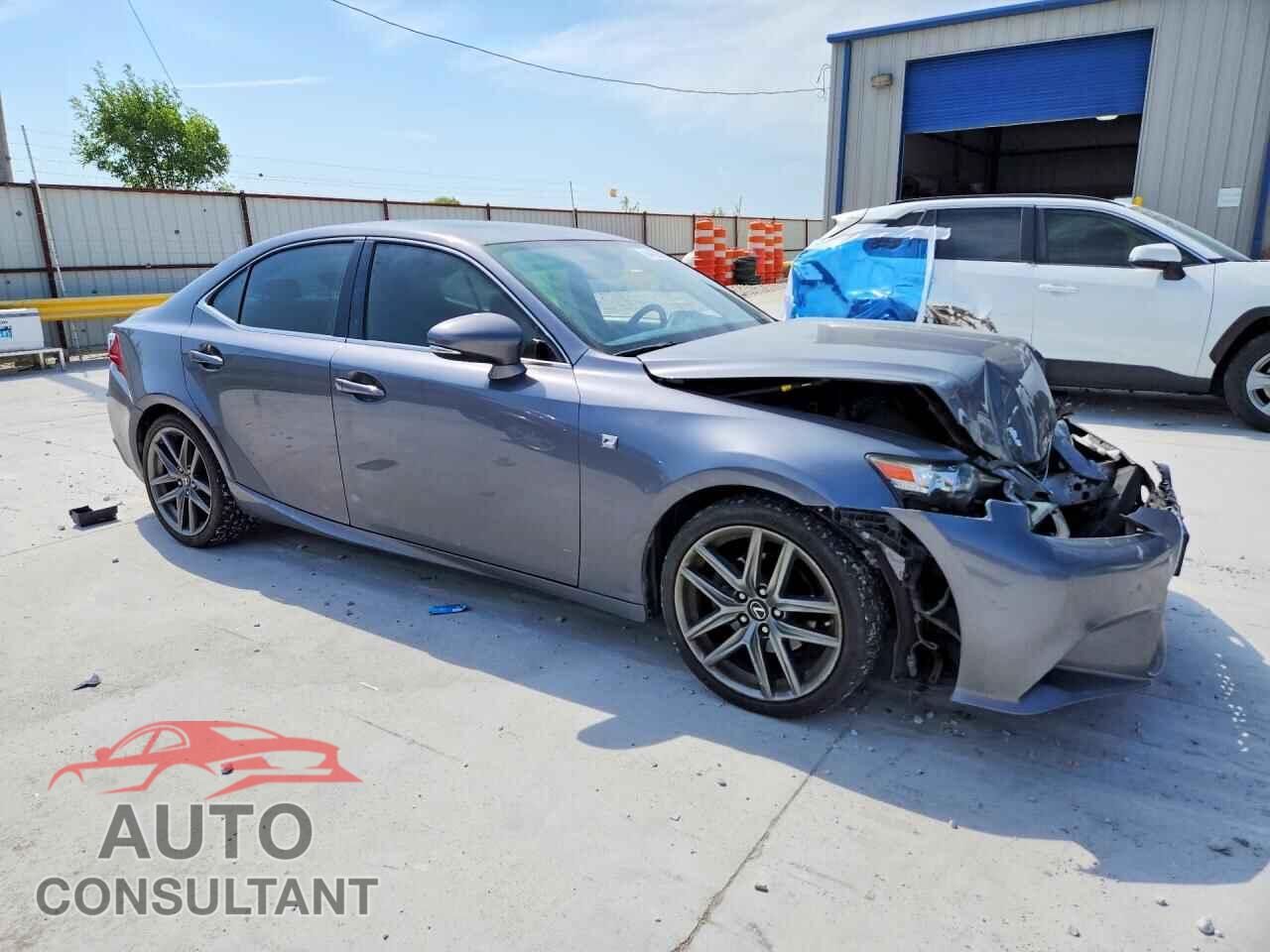 LEXUS IS 2015 - JTHCF1D24F5017553