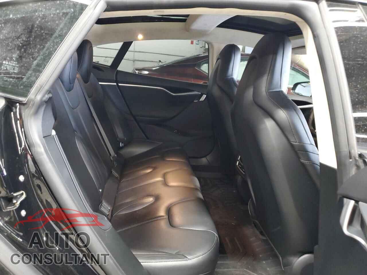 TESLA MODEL S 2016 - 5YJSA1E27GF145375