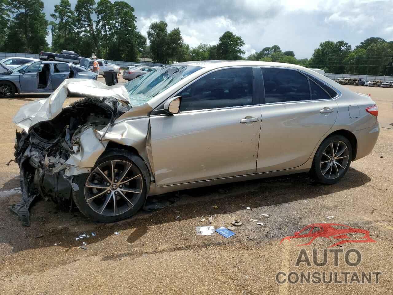 TOYOTA CAMRY 2016 - 4T1BF1FK4GU574251