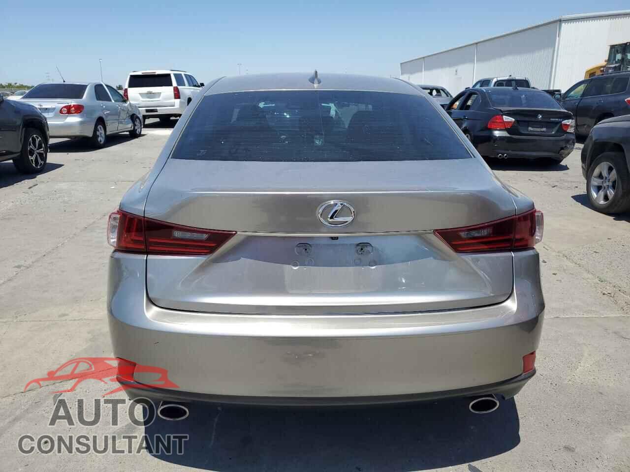 LEXUS IS 2014 - JTHBF1D28E5040683