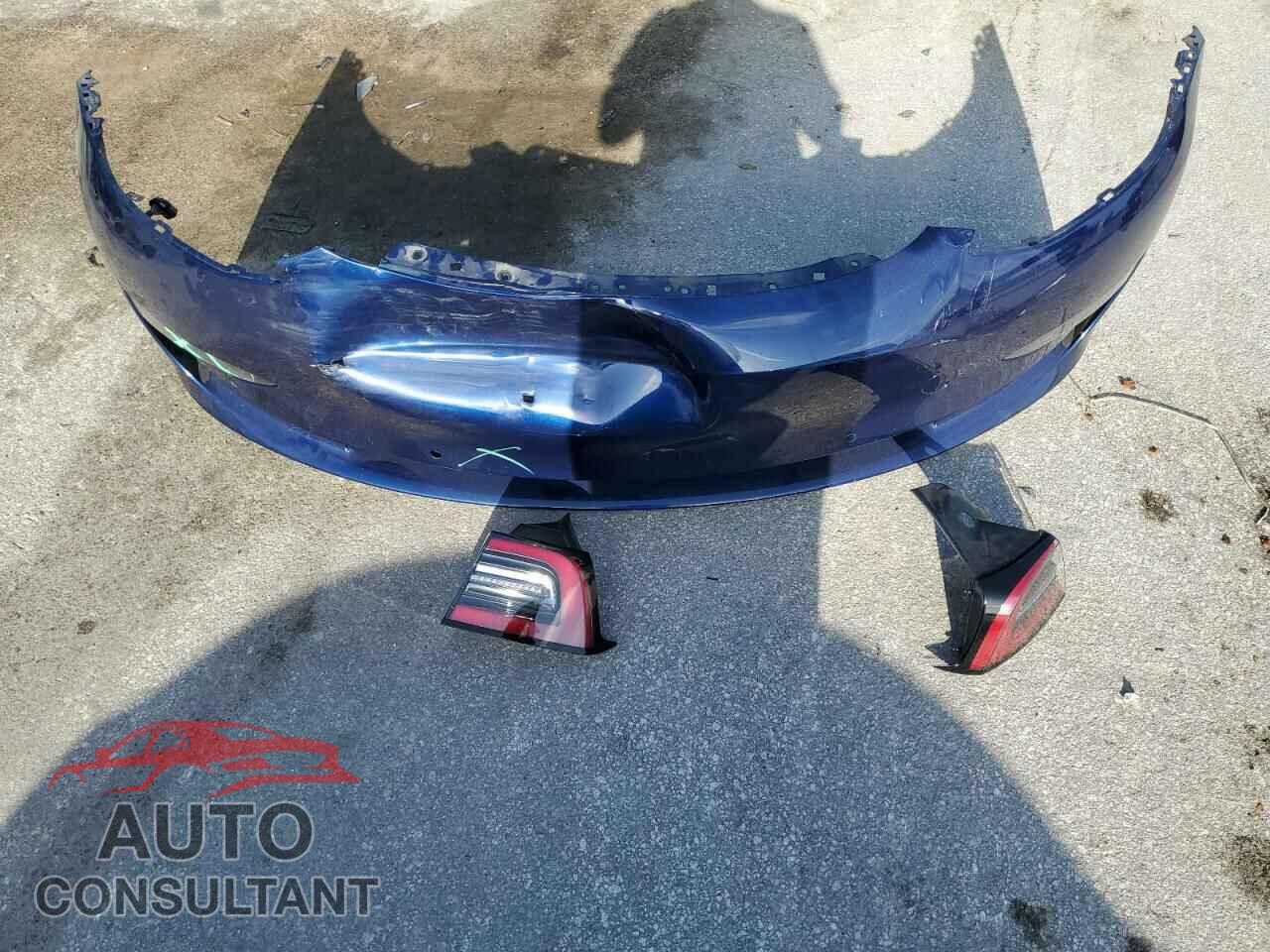TESLA MODEL 3 2018 - 5YJ3E1EA5JF031205