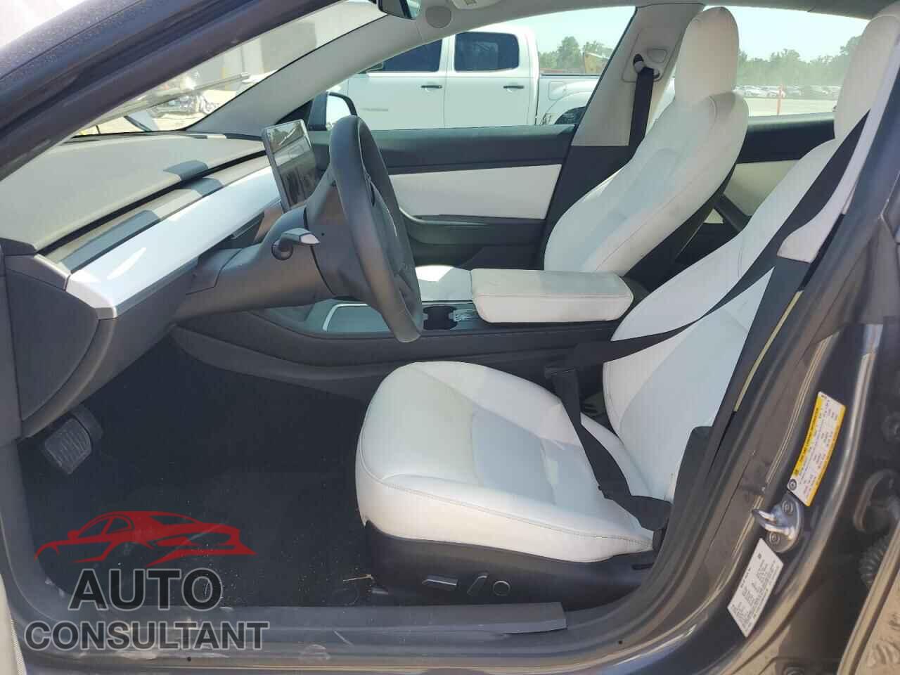 TESLA MODEL 3 2021 - 5YJ3E1EAXMF849128