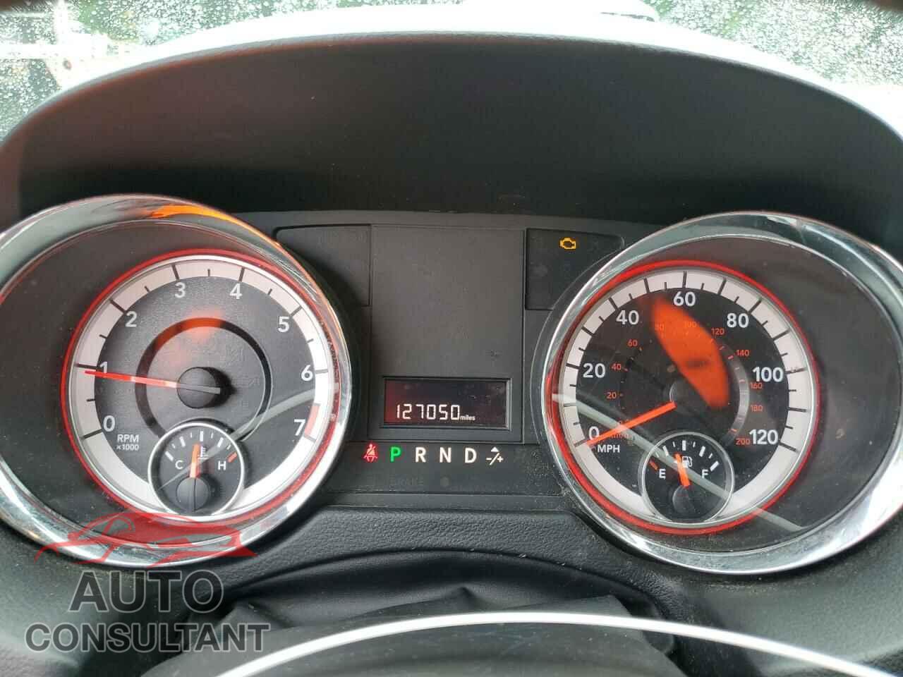 DODGE CARAVAN 2015 - 2C4RDGBG8FR668352