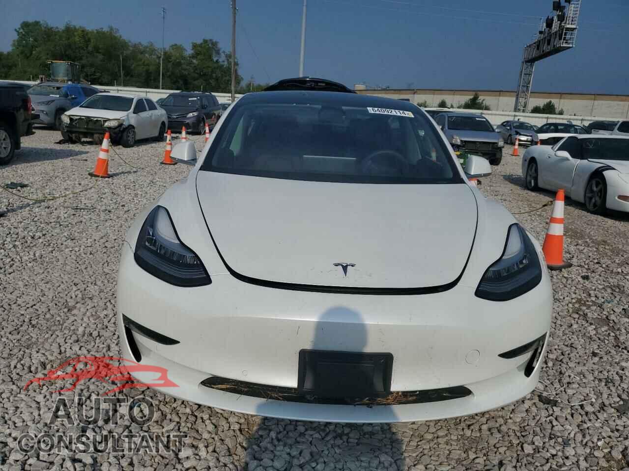 TESLA MODEL 3 2020 - 5YJ3E1EB3LF665253