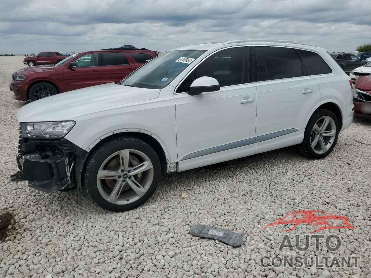 AUDI Q7 2019 - WA1VAAF76KD020255