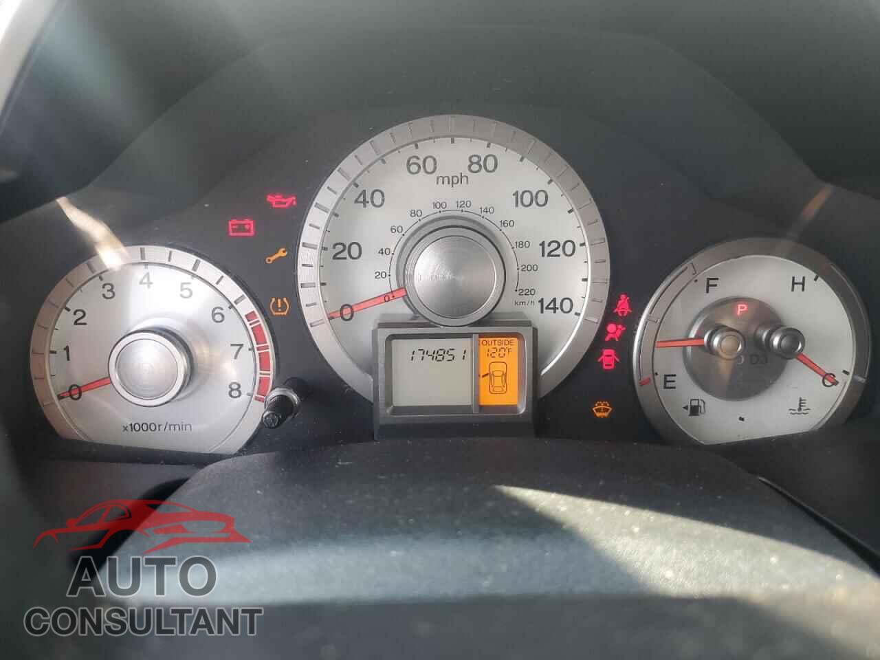 HONDA PILOT 2011 - 5FNYF4H55BB070509