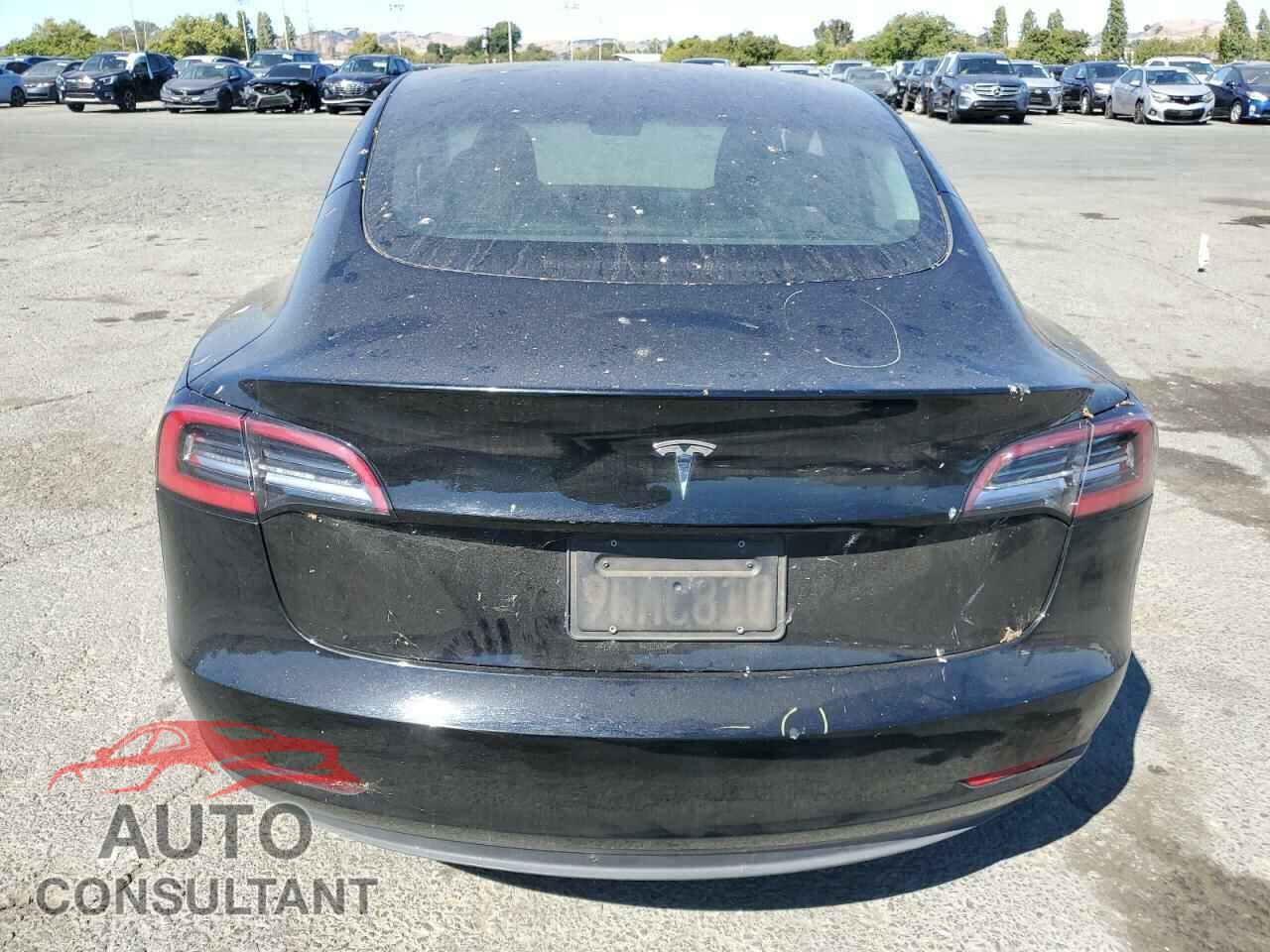 TESLA MODEL 3 2023 - 5YJ3E1EA2PF449956
