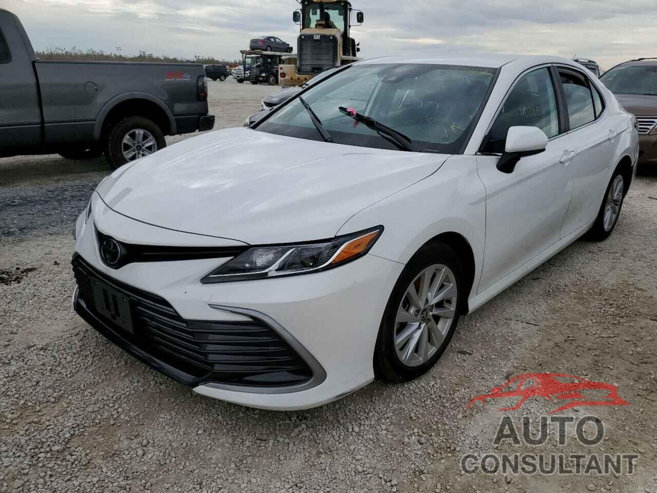 TOYOTA CAMRY 2021 - 4T1C11AK6MU457230