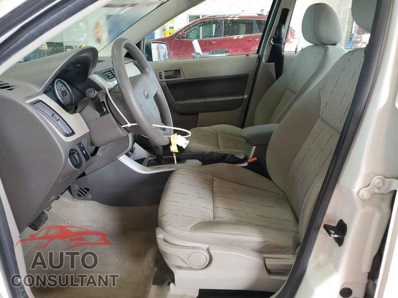 FORD FOCUS 2010 - 1FAHP3FN4AW121914