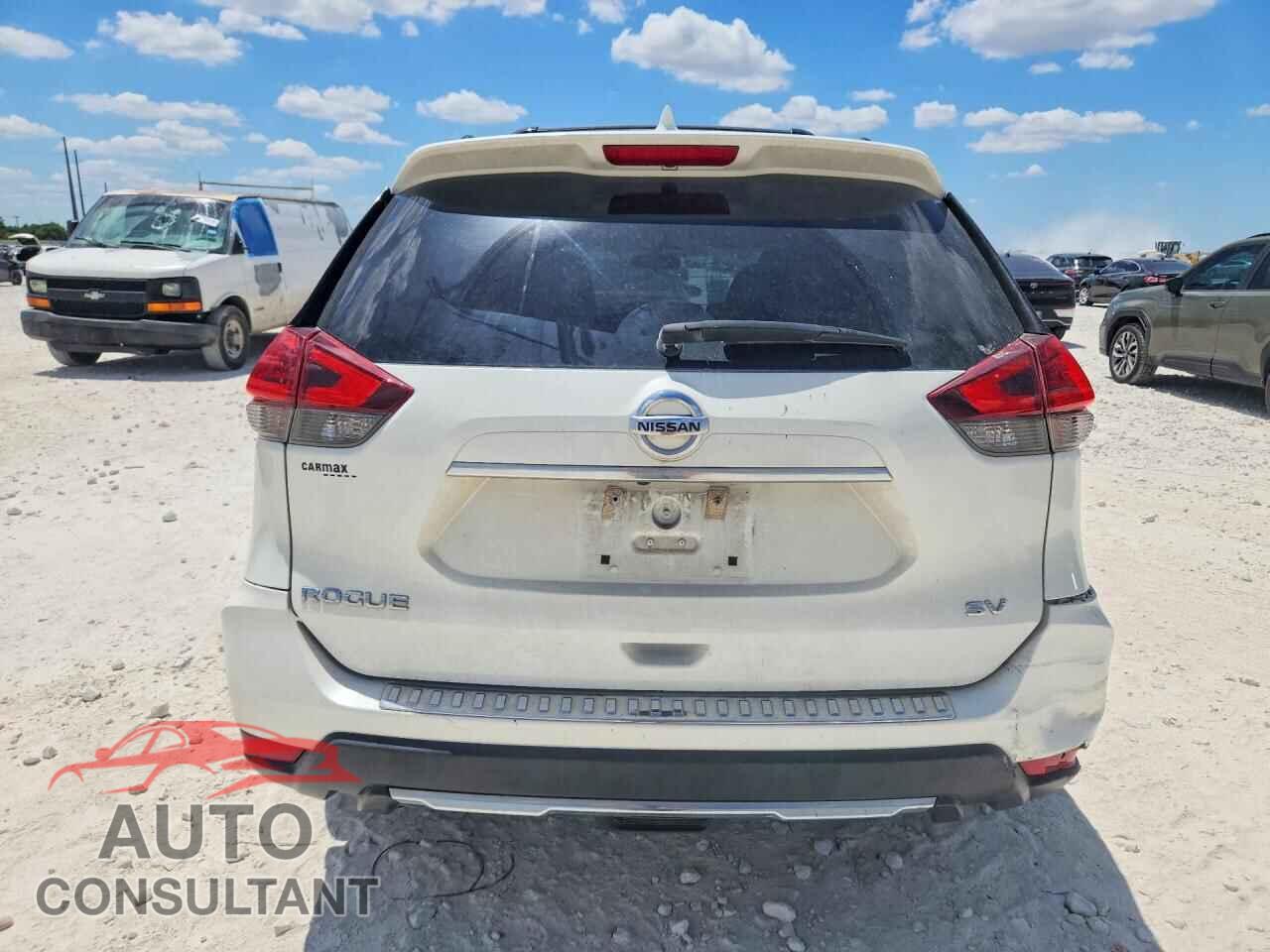 NISSAN ROGUE 2017 - 5N1AT2MT7HC814678