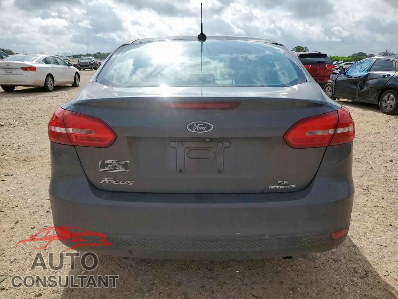 FORD FOCUS 2016 - 1FADP3F26GL251790