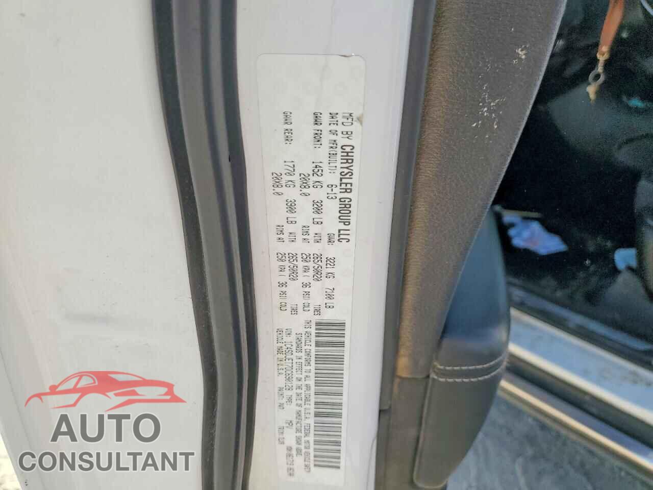 DODGE DURANGO 2013 - 1C4SDJET7DC690128