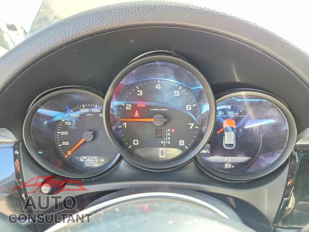 PORSCHE MACAN 2017 - WP1AA2A56HLB80763