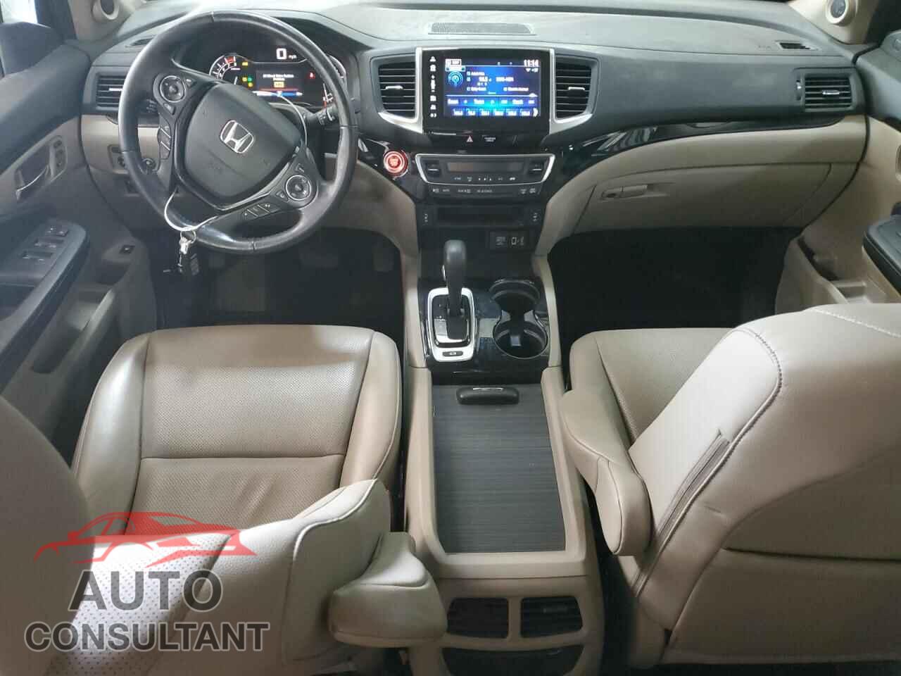 HONDA RIDGELINE 2017 - 5FPYK3F79HB038012