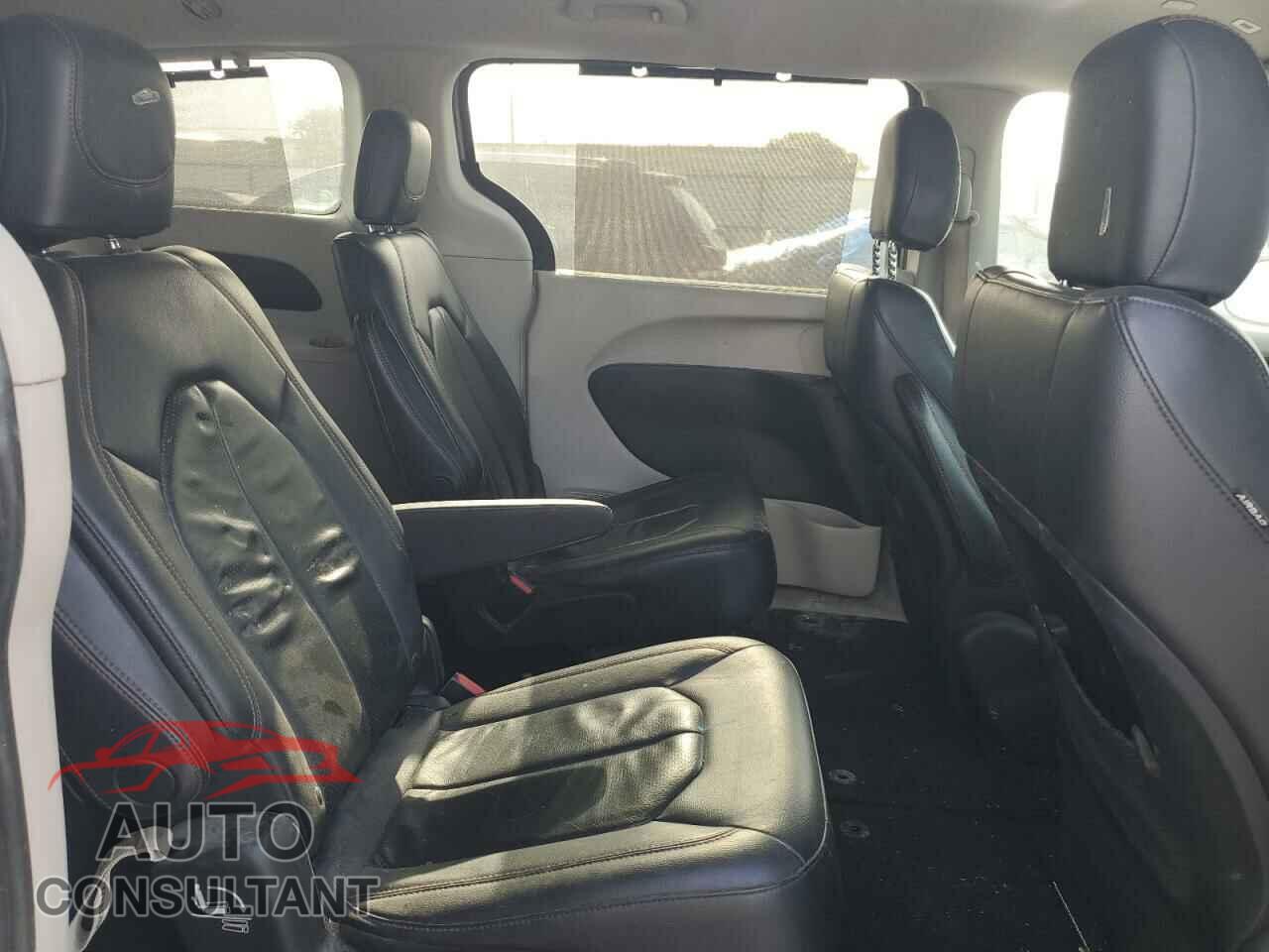 CHRYSLER PACIFICA 2018 - 2C4RC1BG7JR192927