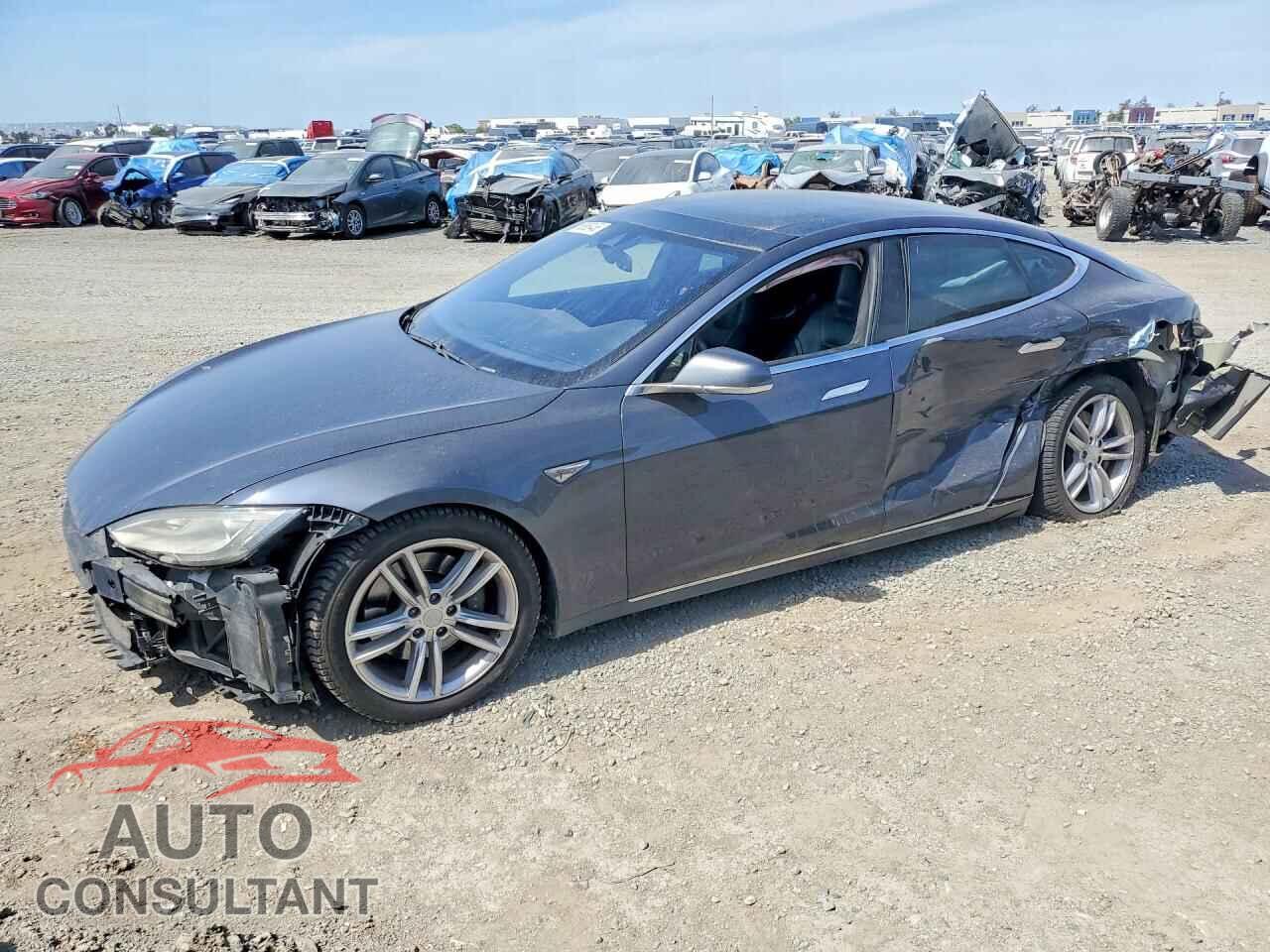 TESLA MODEL S 2015 - 5YJSA1E22FF116364