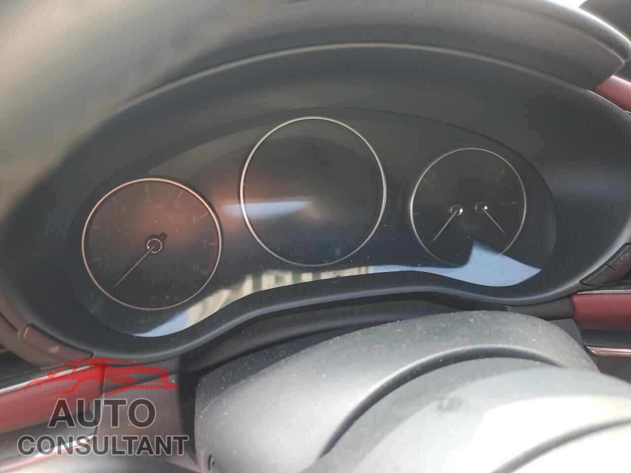 MAZDA 3 2019 - JM1BPANM4K1140071
