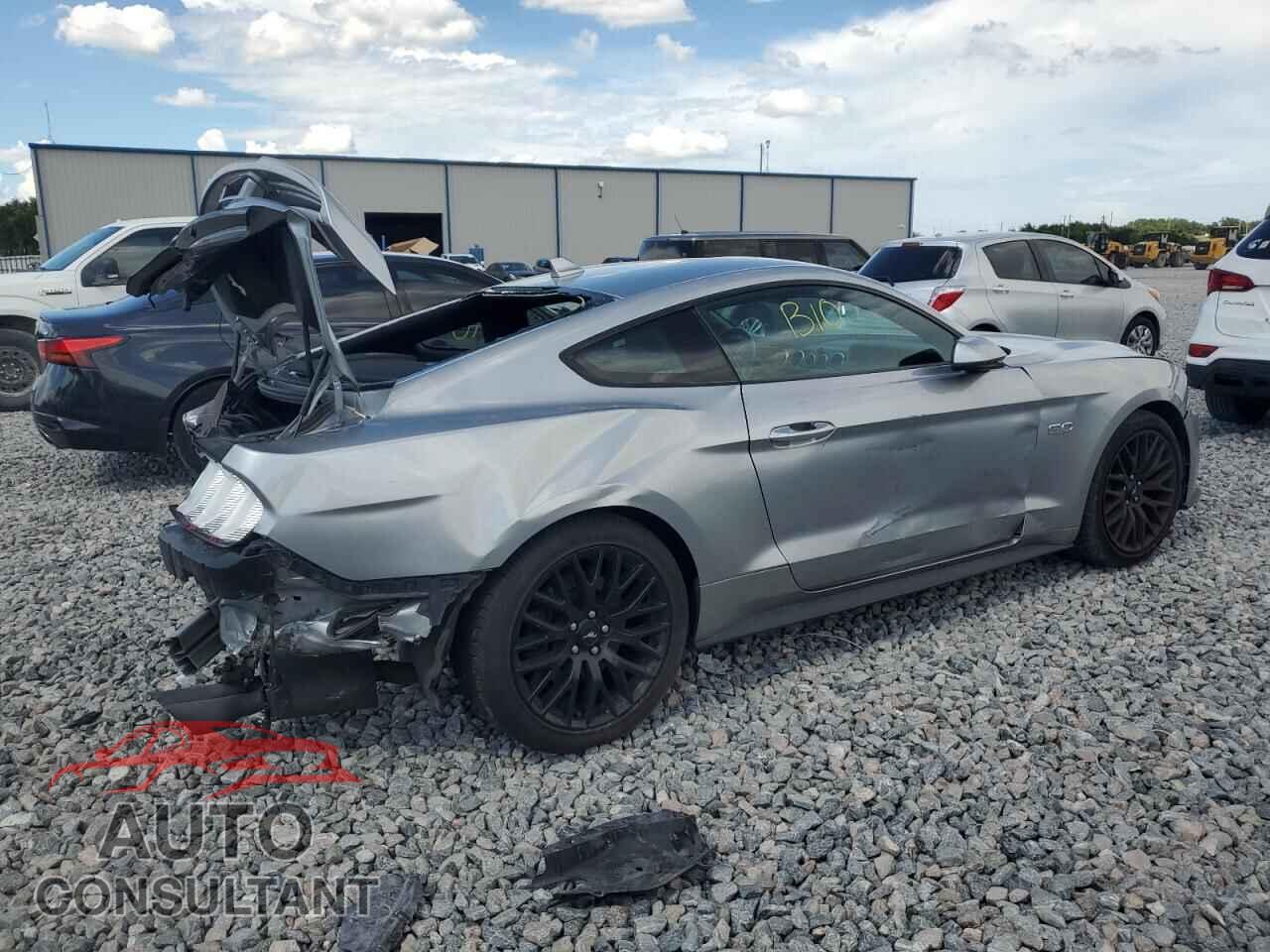 FORD MUSTANG 2021 - 1FA6P8CF5M5118631