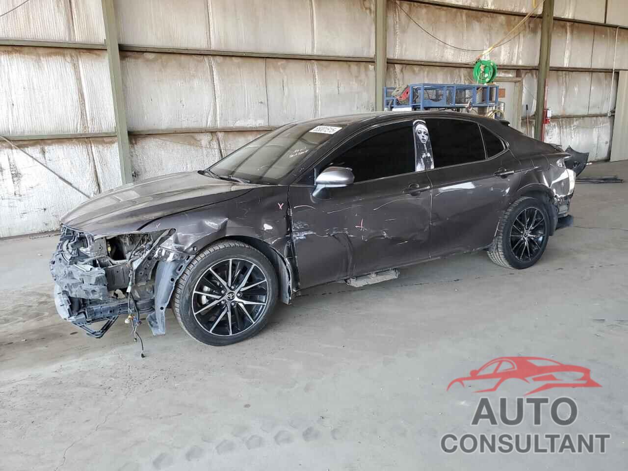 TOYOTA CAMRY 2021 - 4T1G11AK1MU587806
