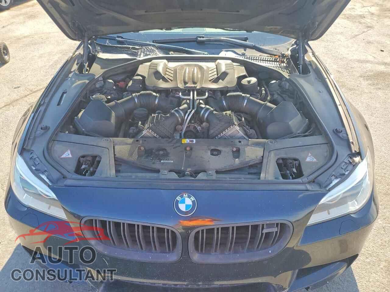 BMW M5 2014 - WBSFV9C58ED097724