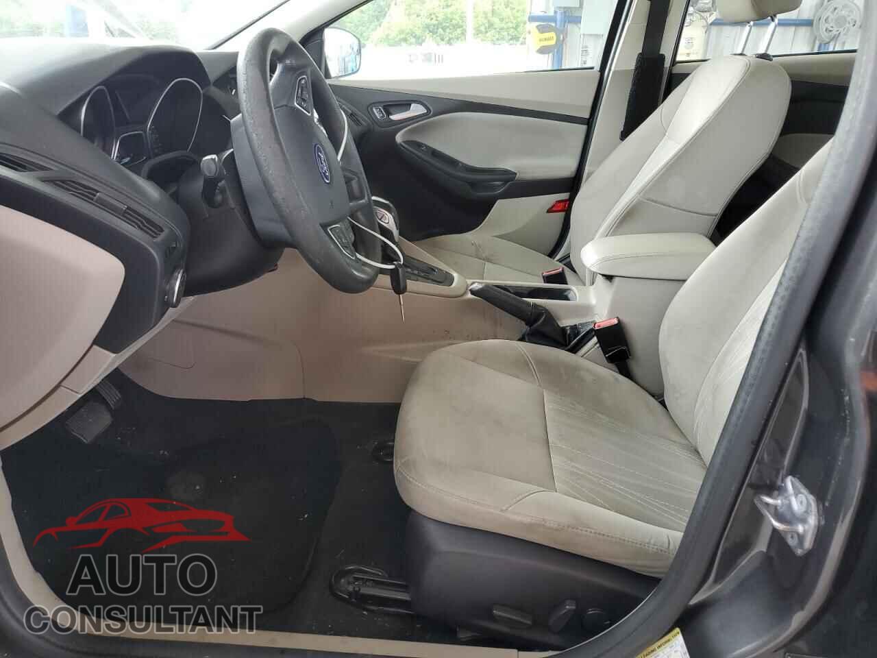FORD FOCUS 2016 - 1FADP3F27GL232570