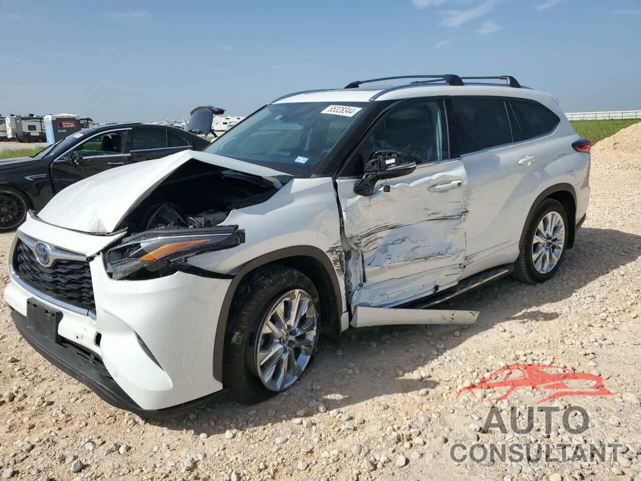 TOYOTA HIGHLANDER 2022 - 5TDYARAH8NS514871