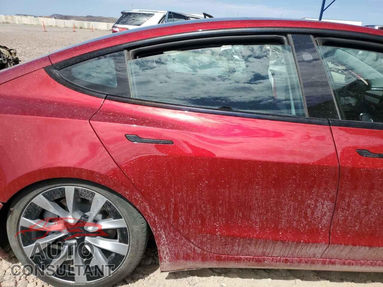 TESLA MODEL 3 2024 - 5YJ3E1EB3RF742907