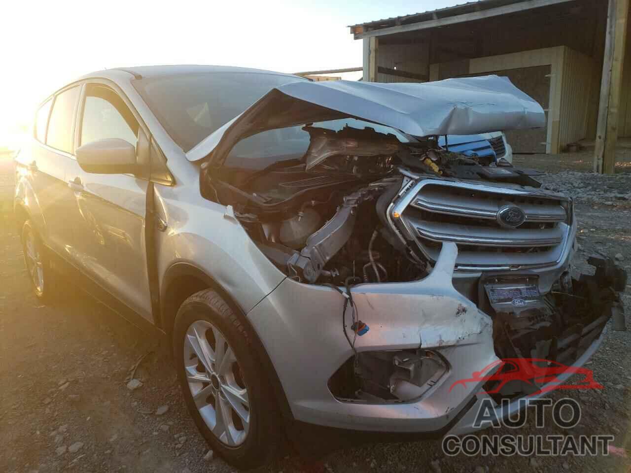 FORD ESCAPE 2017 - 1FMCU0GD2HUD94210