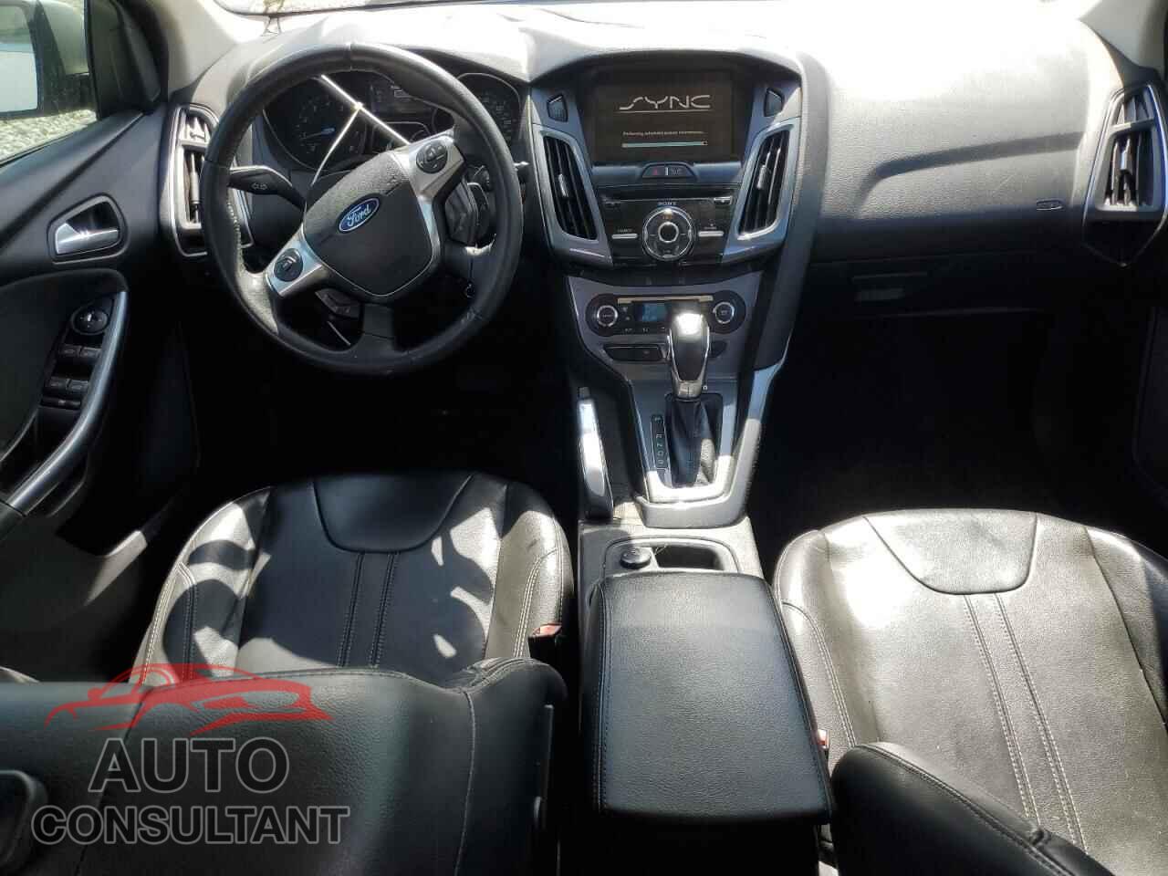 FORD FOCUS 2012 - 1FAHP3J25CL213938