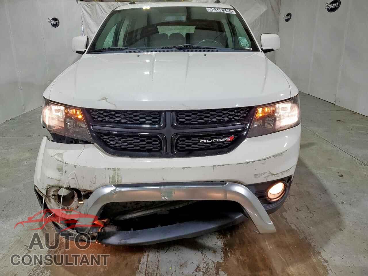 DODGE JOURNEY 2017 - 3C4PDCGB4HT619954