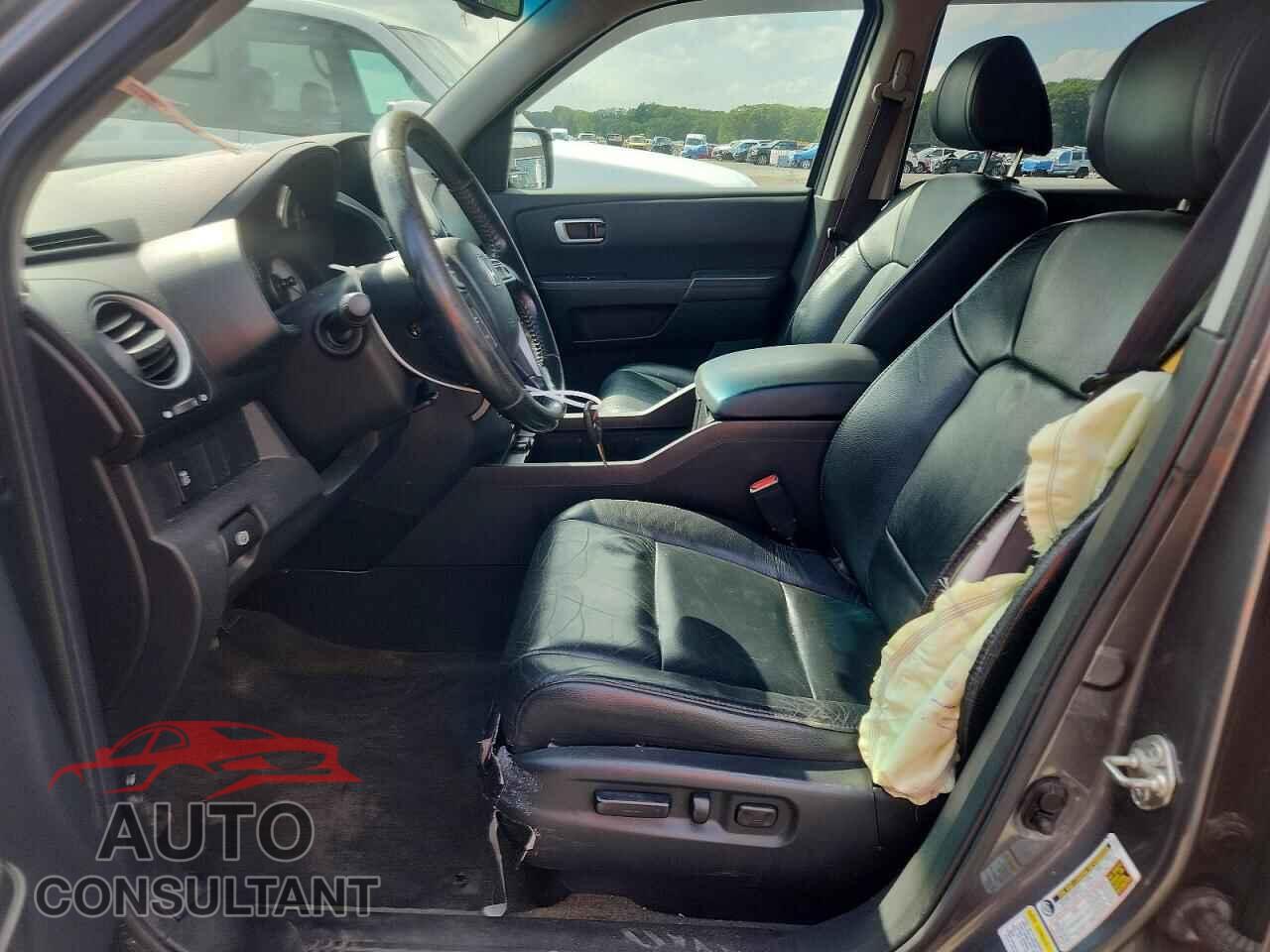 HONDA PILOT 2019 - 5FNYF4H5XDB073473