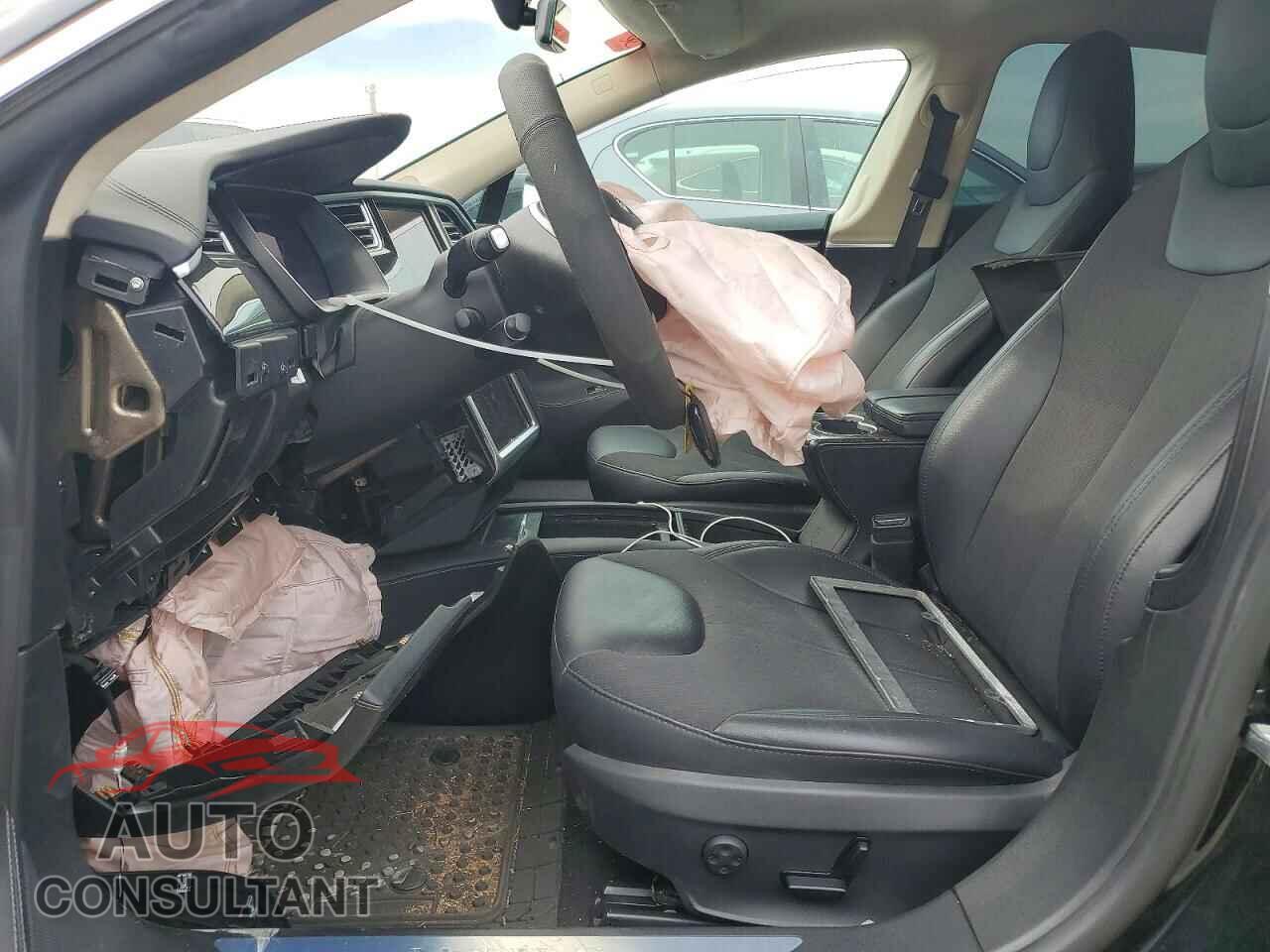 TESLA MODEL S 2016 - 5YJSA1E15GF161596