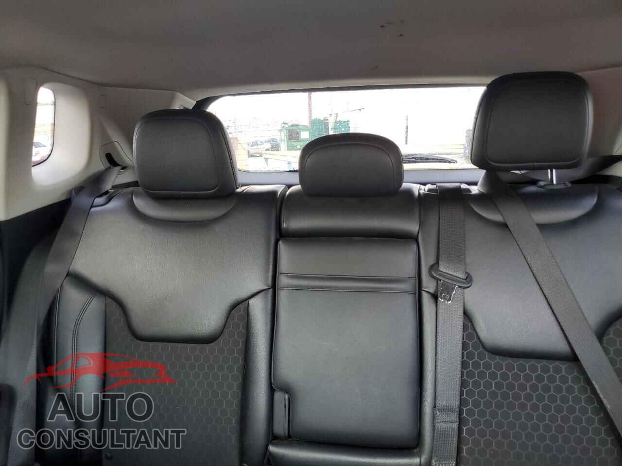 JEEP COMPASS 2018 - 3C4NJDBB8JT453571
