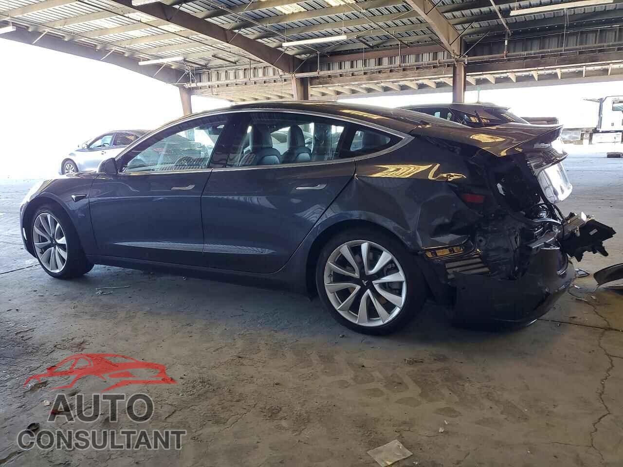 TESLA MODEL 3 2018 - 5YJ3E1EA0JF036845