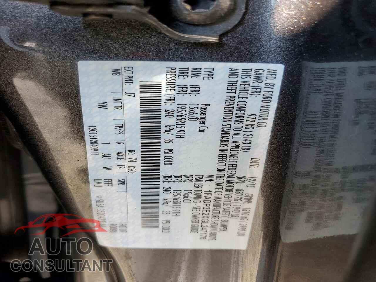 FORD FOCUS 2016 - 1FADP3E2XGL247176