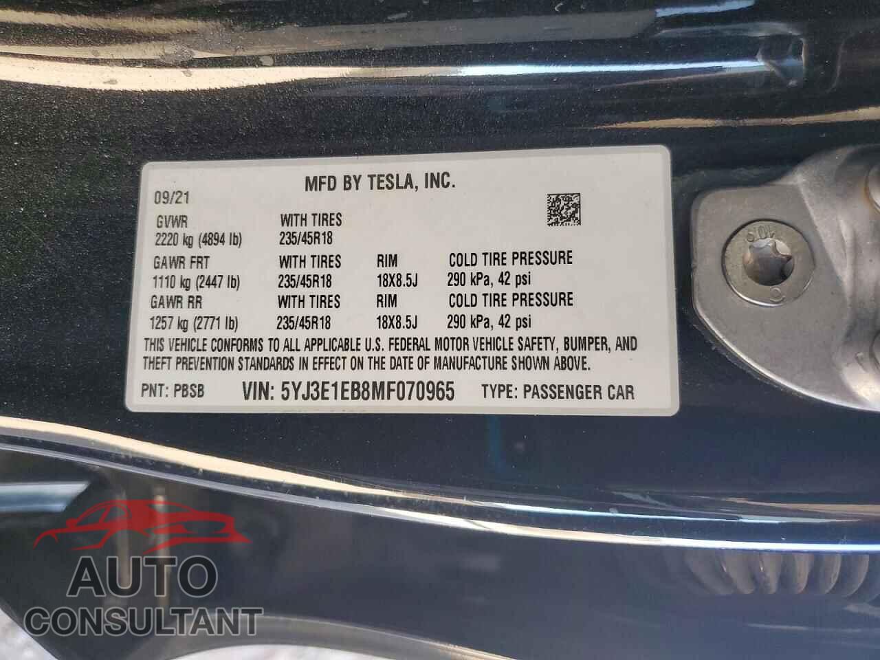 TESLA MODEL 3 2021 - 5YJ3E1EB8MF070965