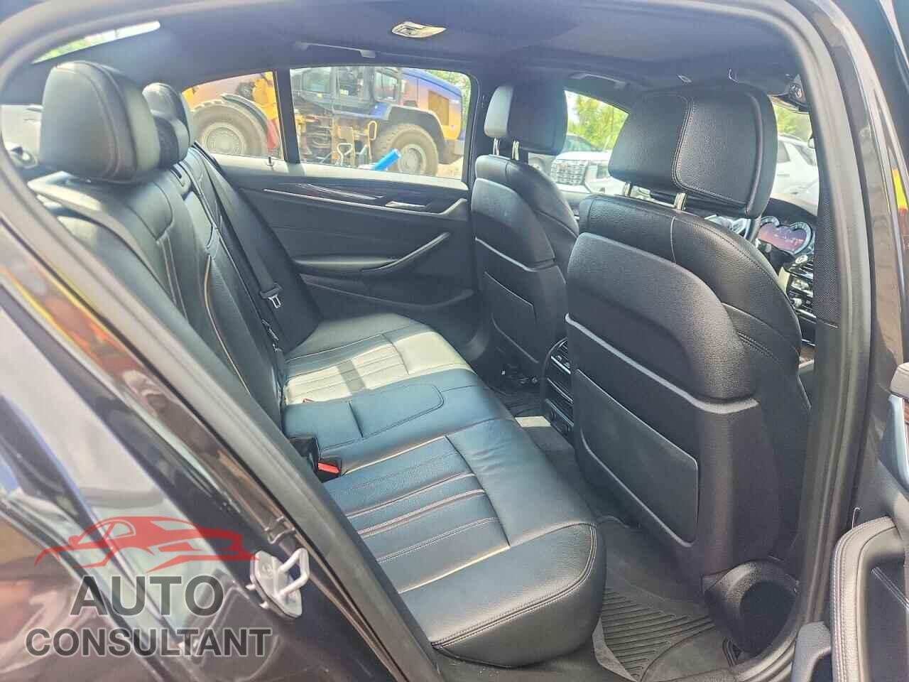 BMW 5 SERIES 2018 - WBAJE7C50JWC55834