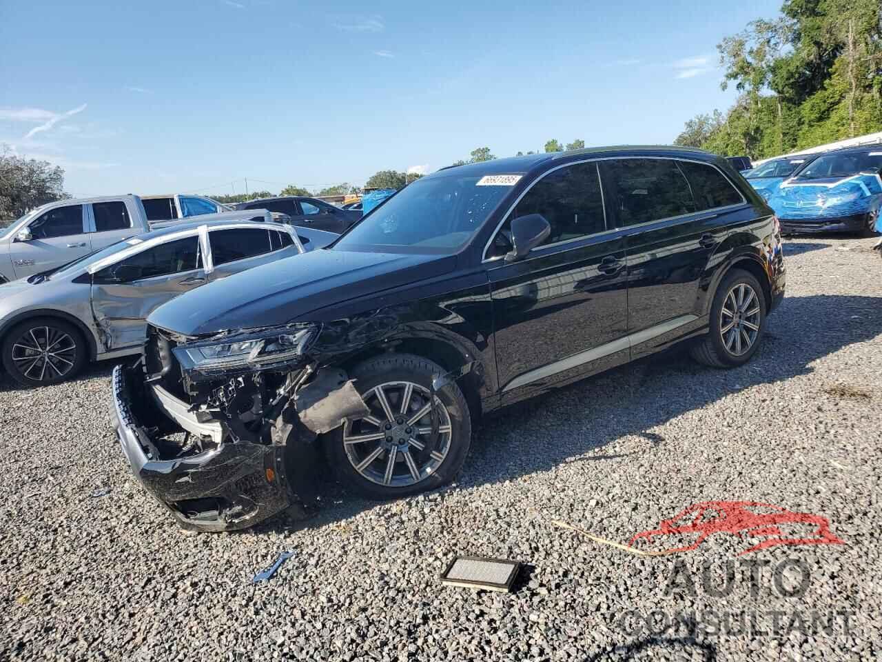 AUDI Q7 2018 - WA1LHAF78JD044672