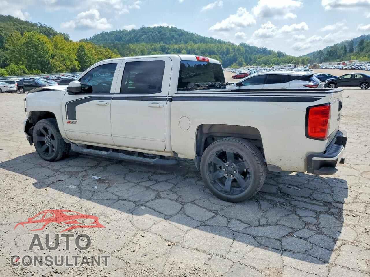 CHEVROLET SILVERADO 2017 - 3GCUKREC0HG153763