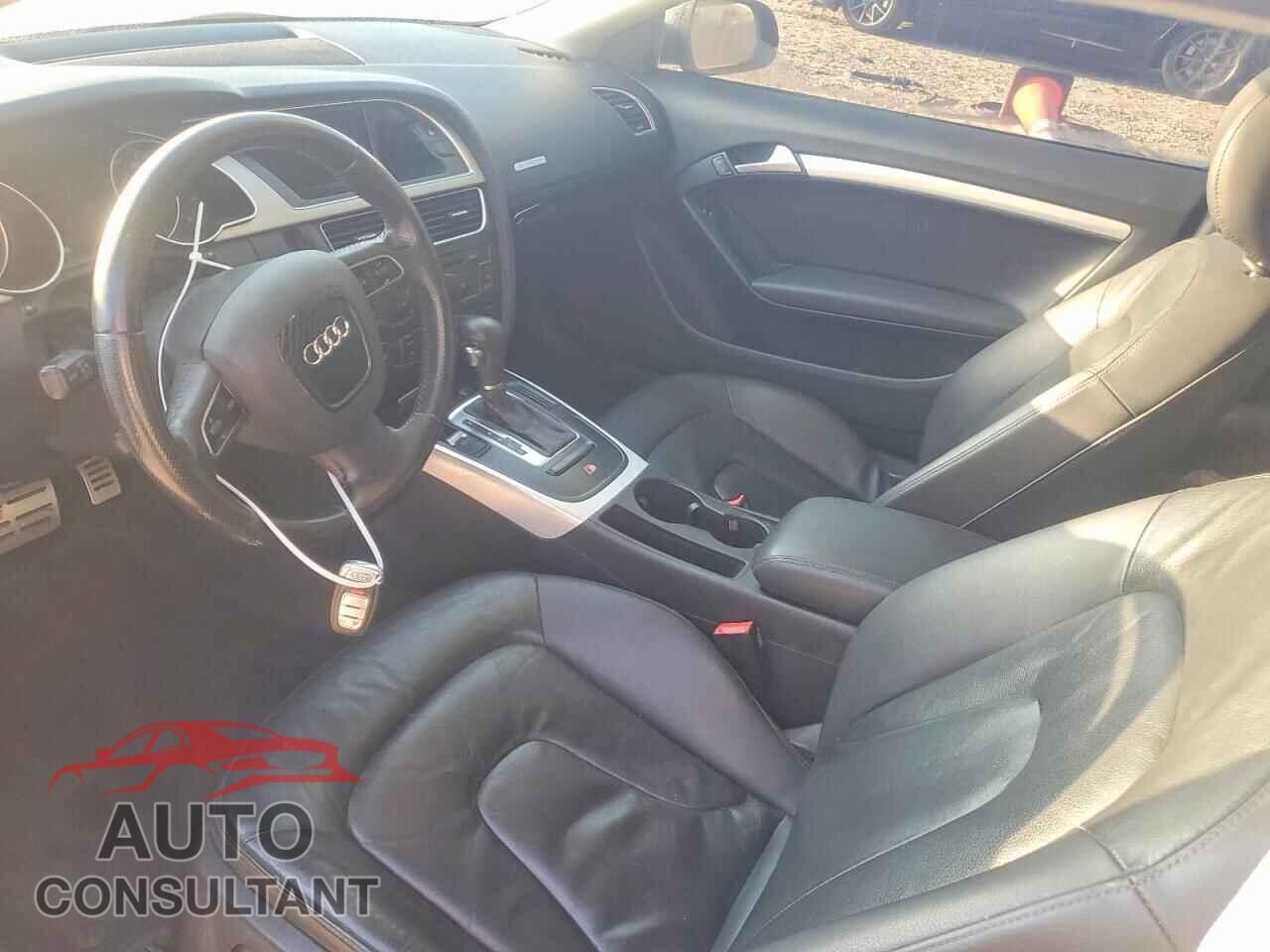 AUDI A5 2010 - WAUCFAFR6AA048456