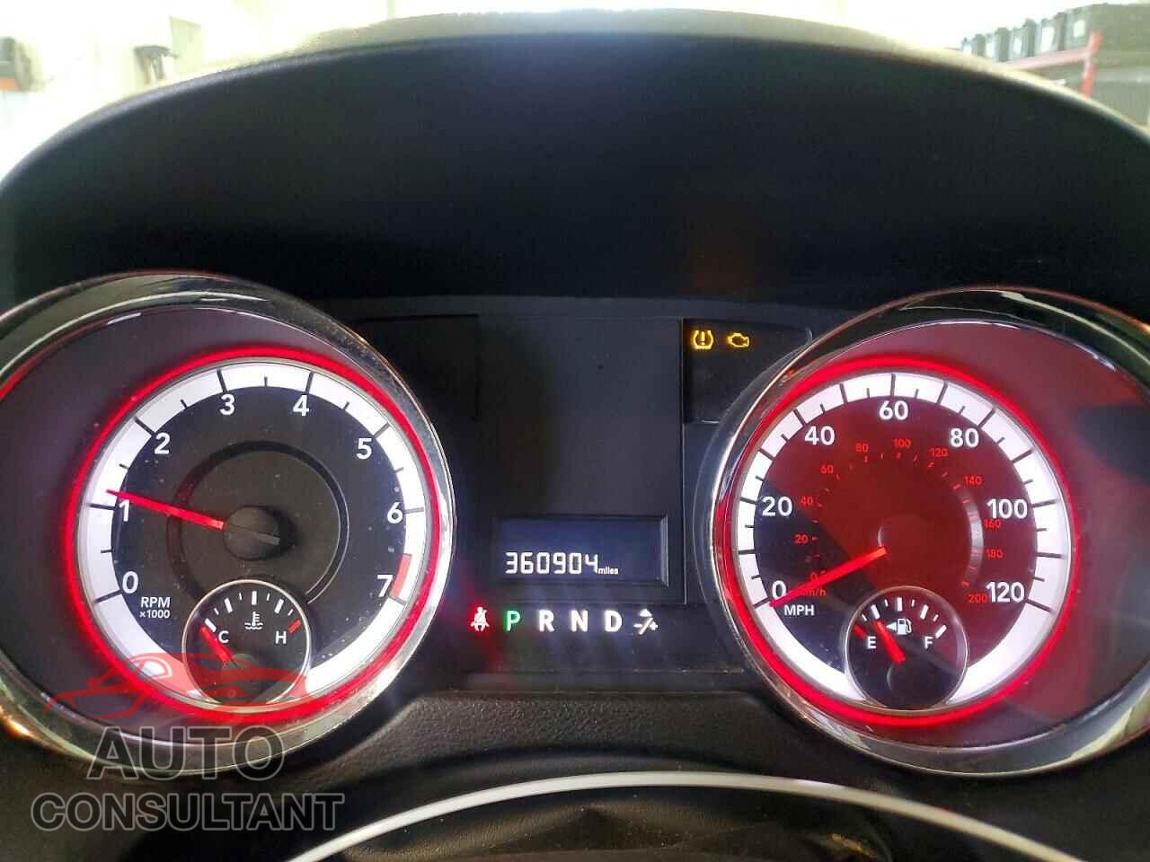 DODGE CARAVAN 2015 - 2C4RDGBG9FR667002